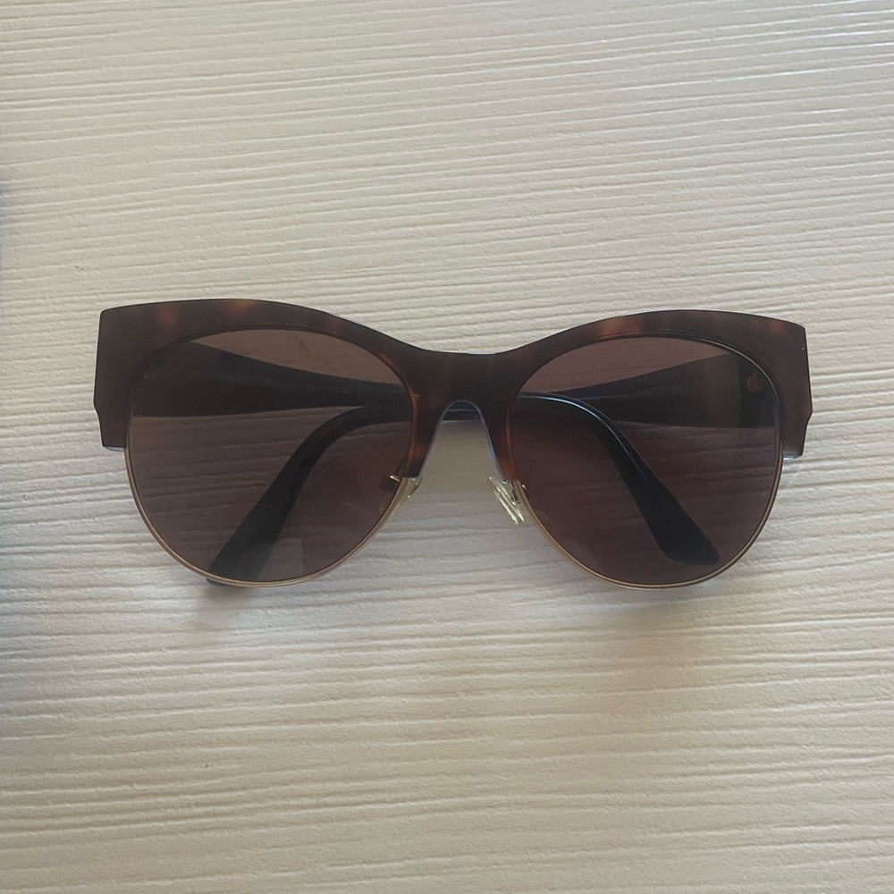 Booth & Bruce: Rockchic Sapphire Sunglasses — with case, no longer online!!